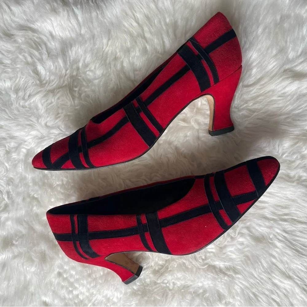 VINTAGE SAKS FIFTH AVENUE KITTEN HEELS - Picture 1 of 8